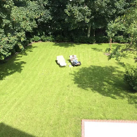 Haus129 דירה בורקום